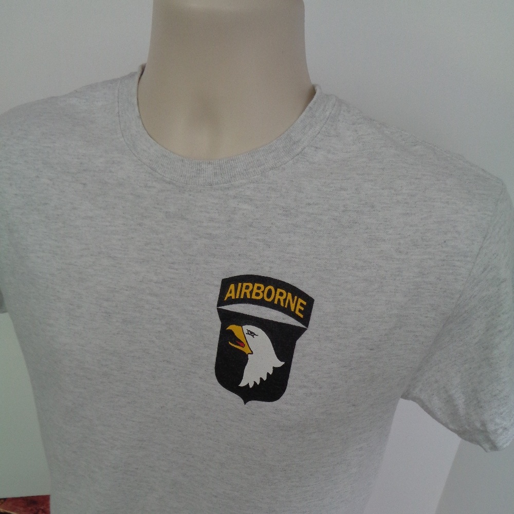 US Army Airborne Screaming Eagles T Shirt Small